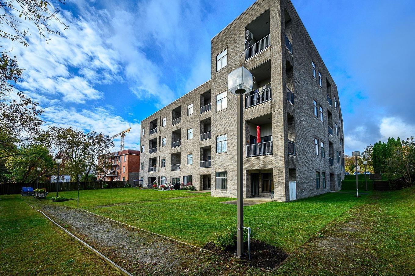 Vue d'ensemble - 310-305 Rue Laviolette, Saint-Jérôme, QC - Outdoor