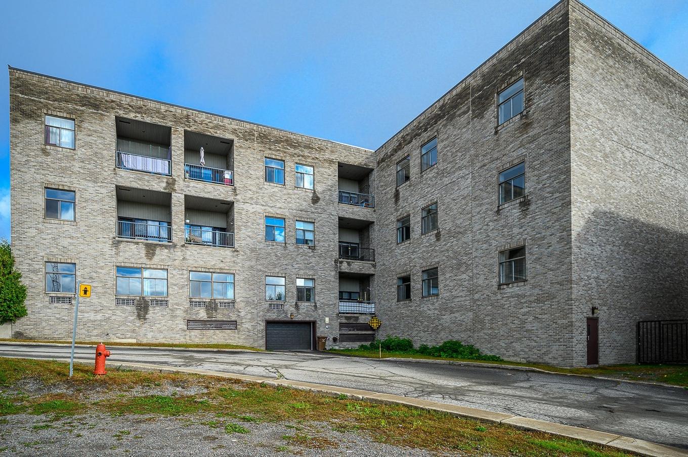 Vue d'ensemble - 310-305 Rue Laviolette, Saint-Jérôme, QC - Outdoor