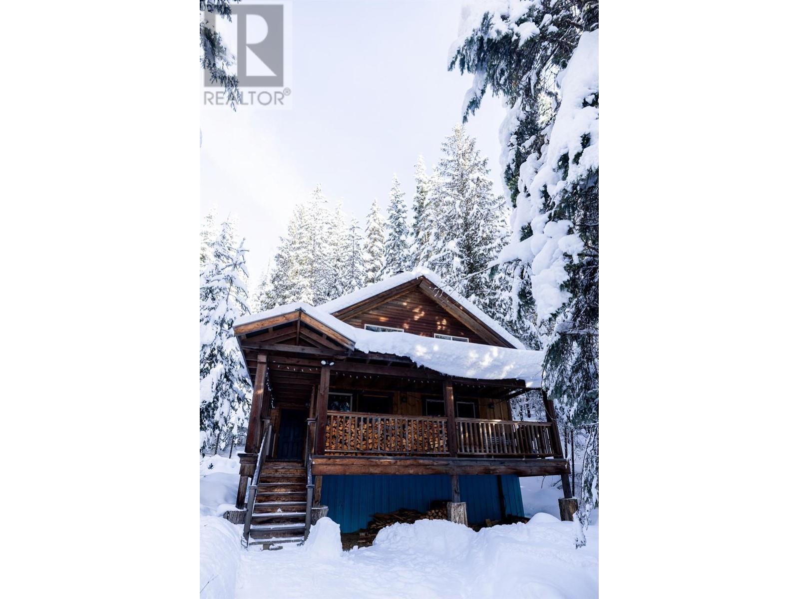 6225 Porto Rico Ymir Road, Ymir, BC - Outdoor