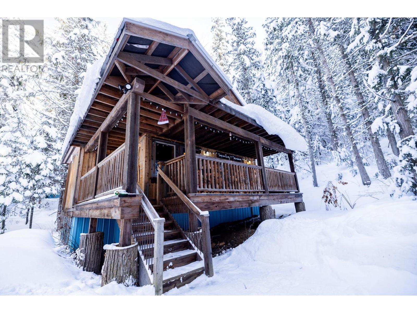 6225 Porto Rico Ymir Road, Ymir, BC - Outdoor