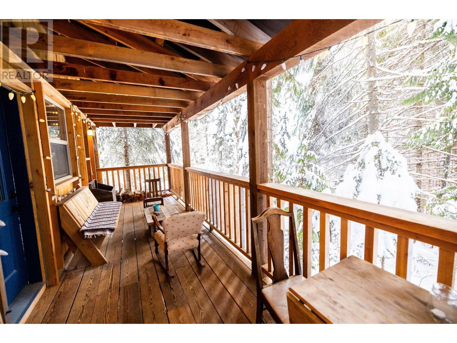 6225 Porto Rico Ymir Road, Ymir, BC - Outdoor With Deck Patio Veranda With Exterior
