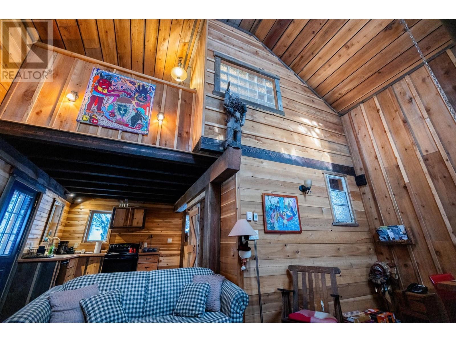 6225 Porto Rico Ymir Road, Ymir, BC - Photo Showing Other Room