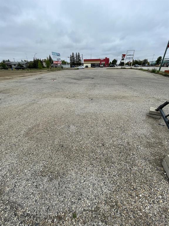 1305 Main Street E, Swan River, MB