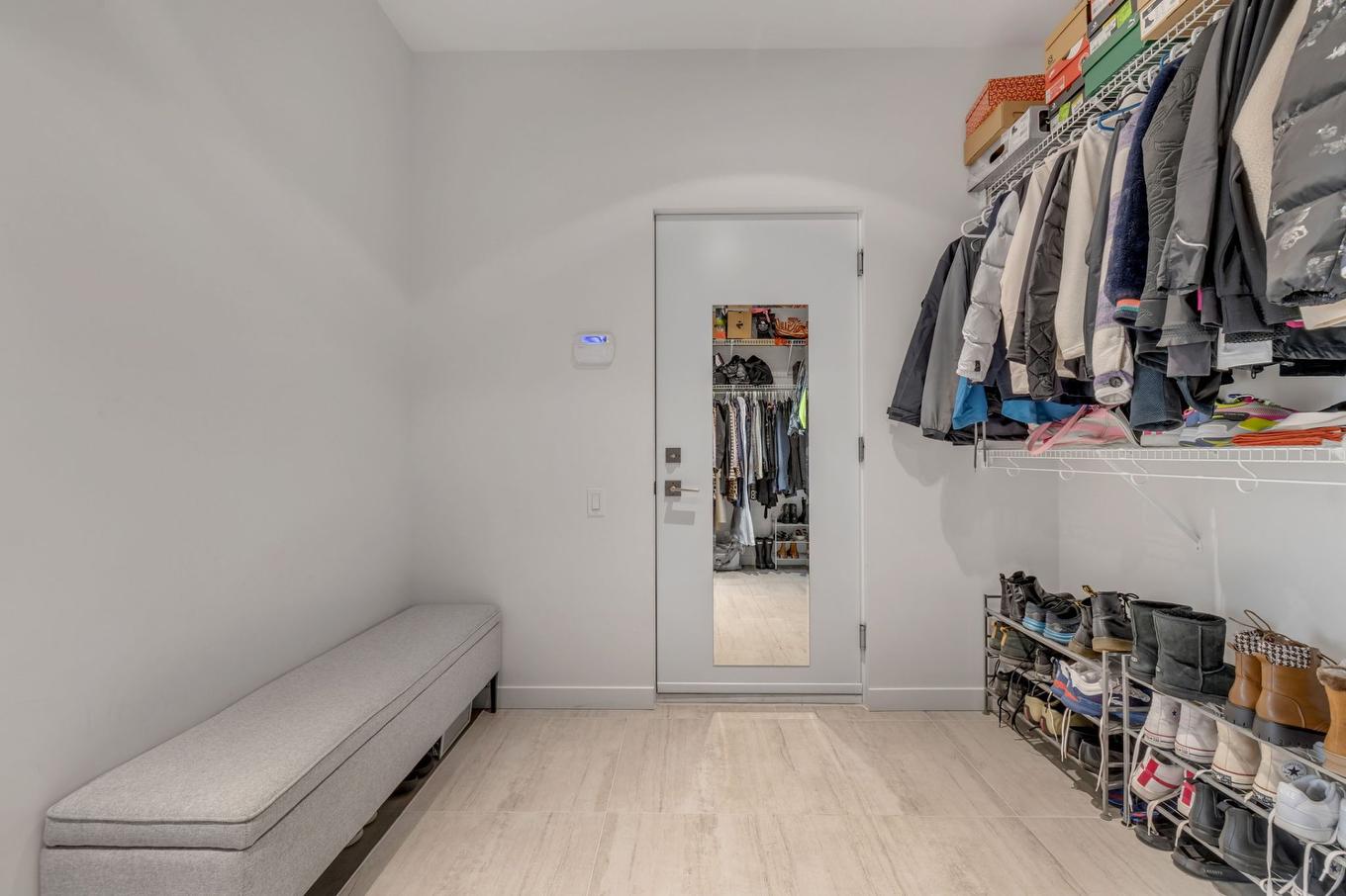 Walk-in closet - 6305 Rue Malouin, Québec (Charlesbourg), QC - Indoor With Storage