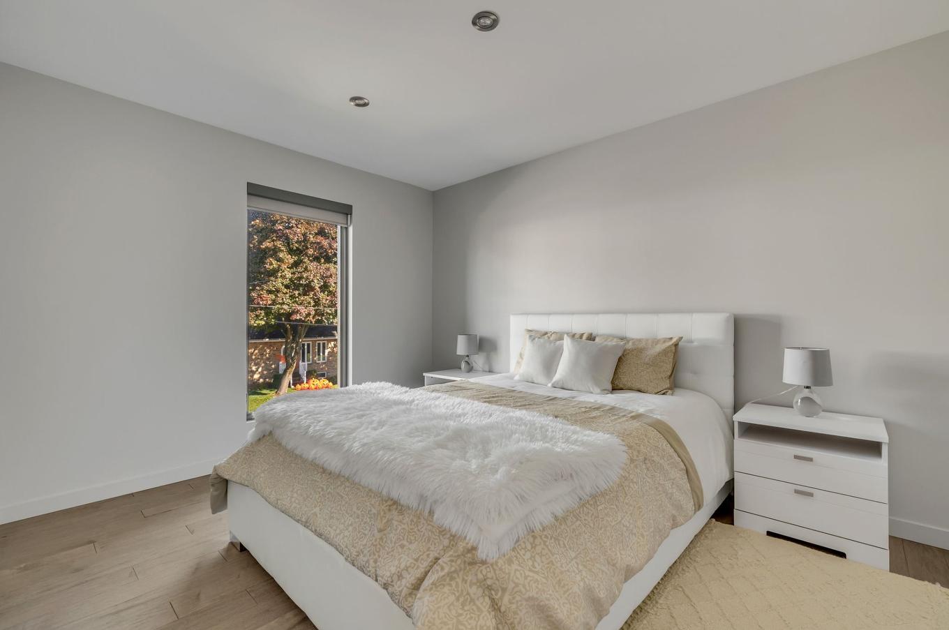 Bedroom - 6305 Rue Malouin, Québec (Charlesbourg), QC - Indoor Photo Showing Bedroom