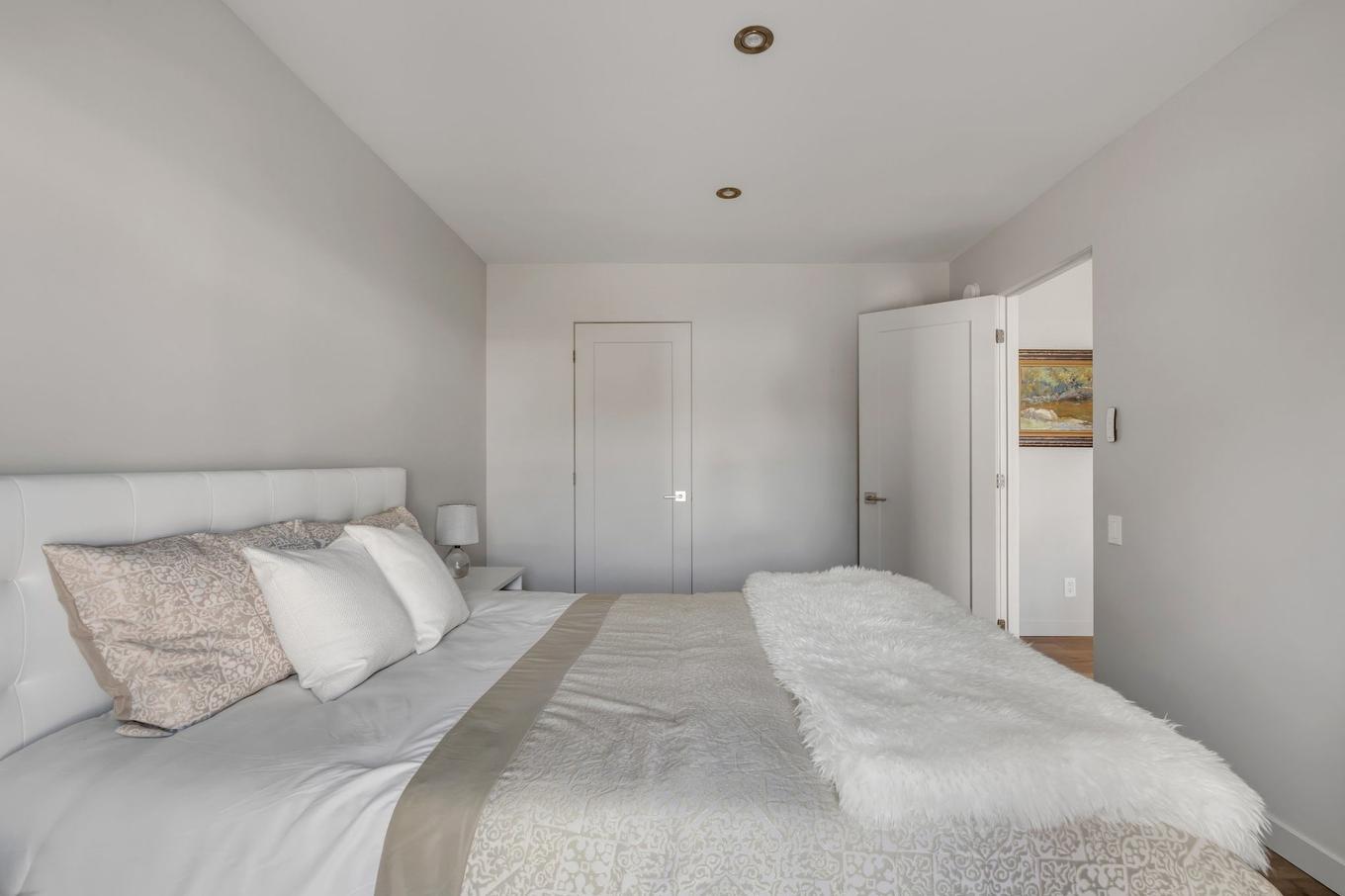 Bedroom - 6305 Rue Malouin, Québec (Charlesbourg), QC - Indoor Photo Showing Bedroom