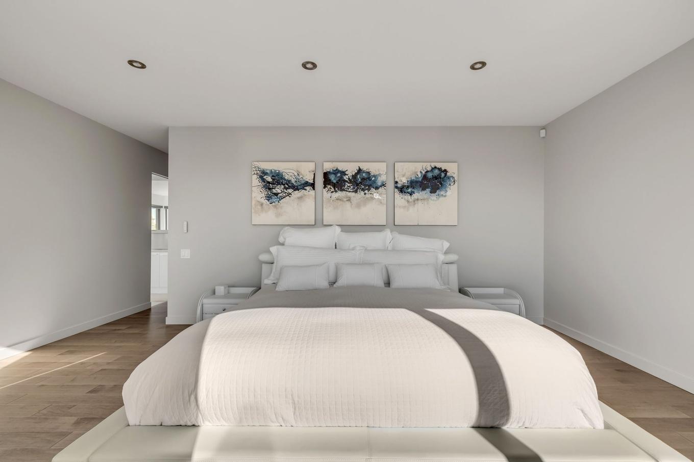 Primary bedroom - 6305 Rue Malouin, Québec (Charlesbourg), QC - Indoor Photo Showing Bedroom