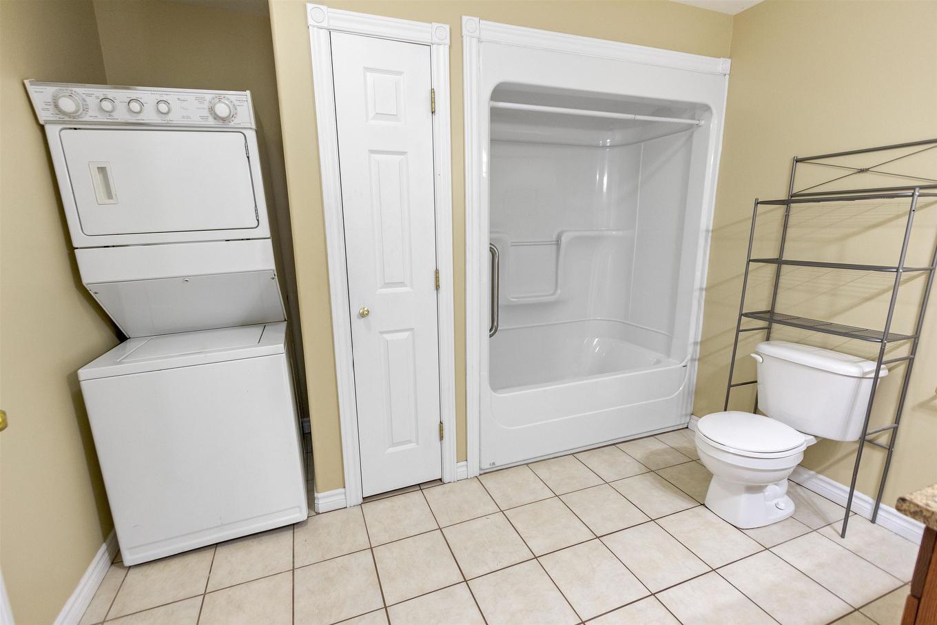 11 17 Heatherway Drive, Cornwall, PE