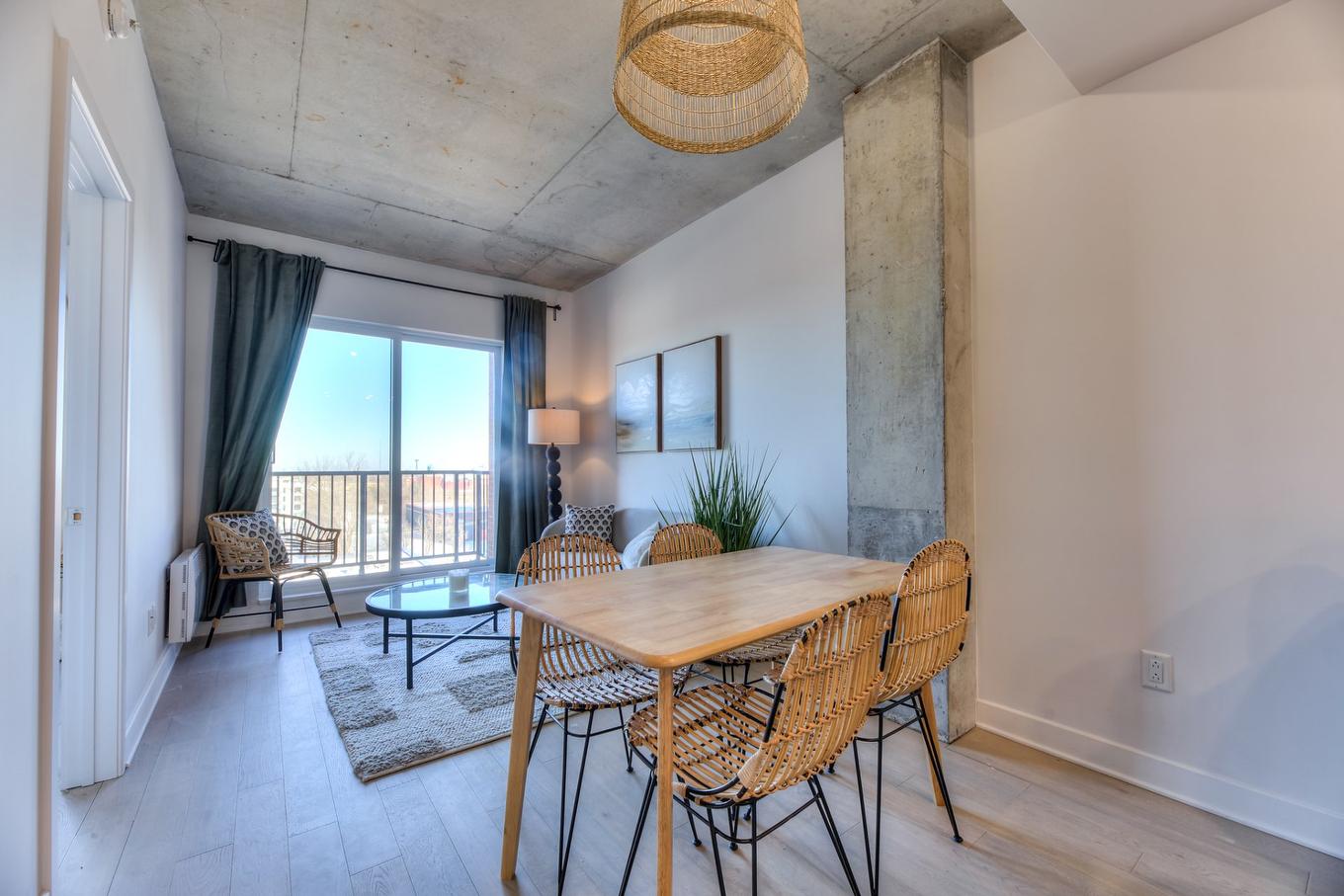 Kitchen - 809-1971 Rue Du Havre, Montréal (Ville-Marie), QC - Indoor Photo Showing Dining Room