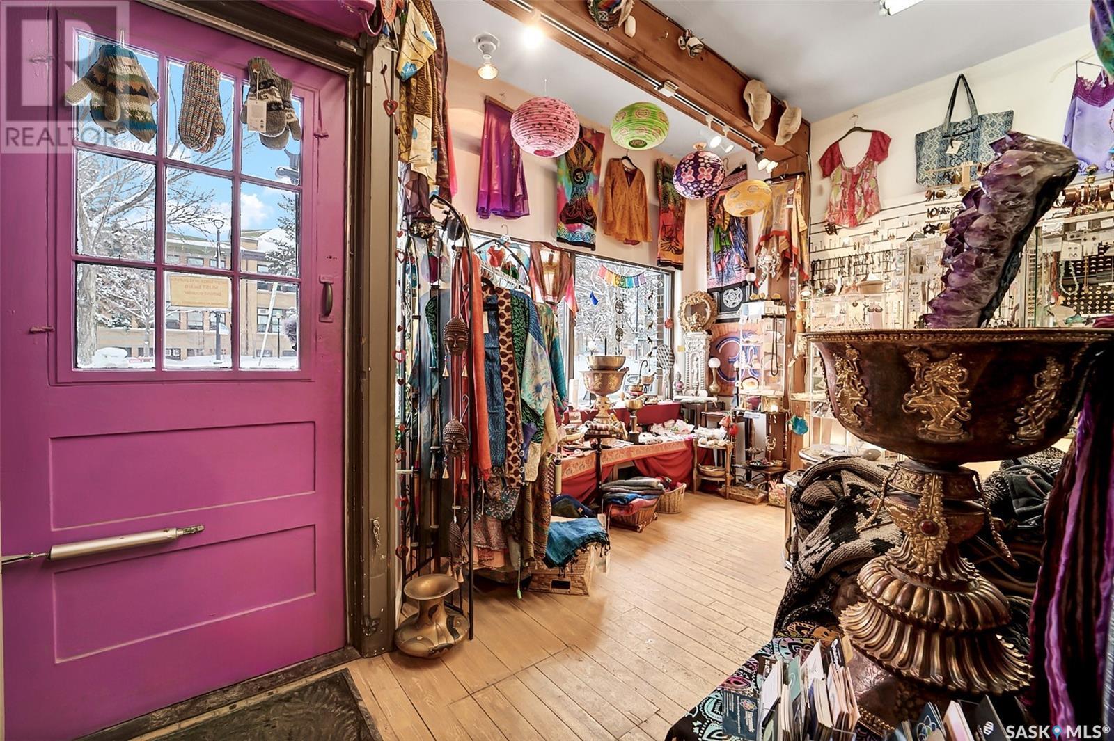 632 Broadway Avenue, Saskatoon, SK