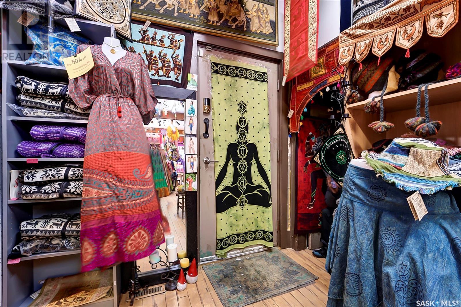 632 Broadway Avenue, Saskatoon, SK