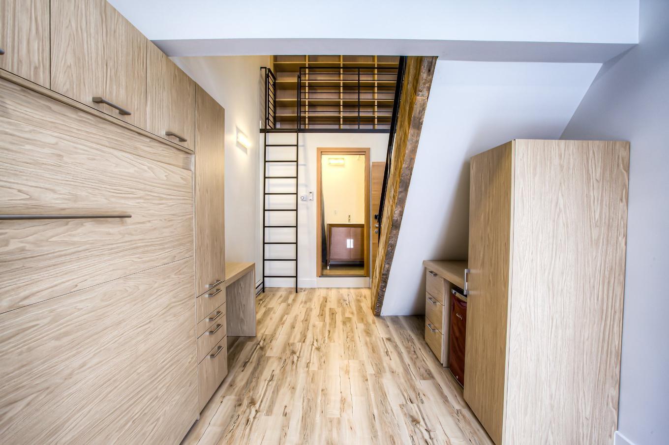 Bedroom - 203-1241 Rue Guy, Montréal (Ville-Marie), QC - Indoor Photo Showing Other Room