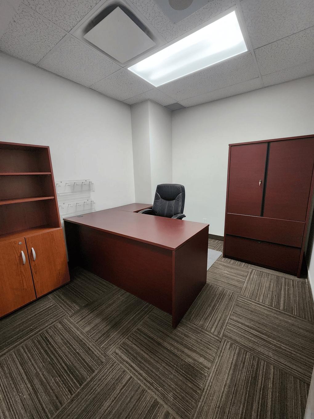 Office - 3-288 Rue St-Joseph, La Tuque, QC - Indoor Photo Showing Office