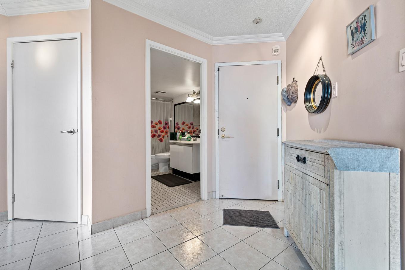 Hall - 507-10150 Av. Du Bois-De-Boulogne, Montréal (Ahuntsic-Cartierville), QC - Indoor Photo Showing Other Room