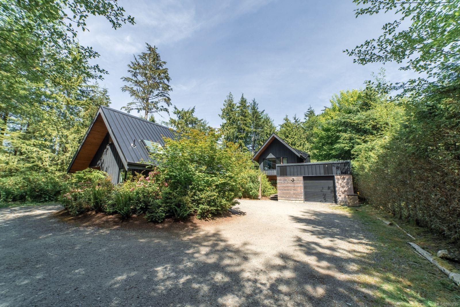 1156 Pacific Rim Hwy, Tofino, BC