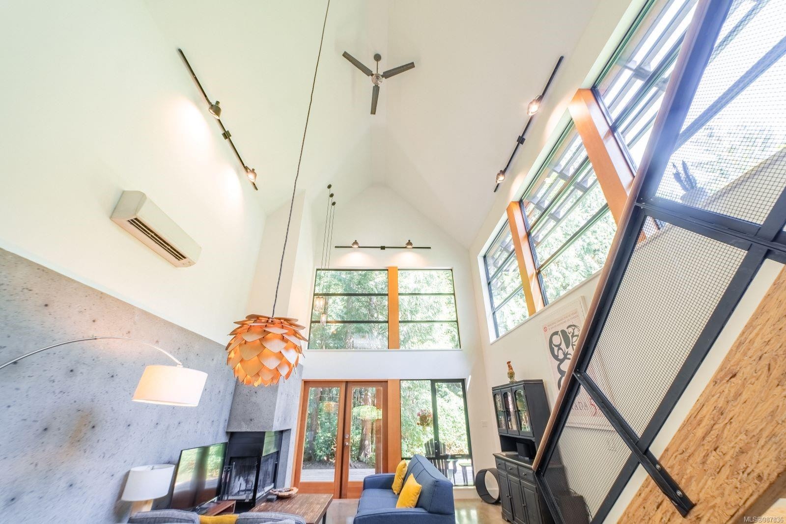 1156 Pacific Rim Hwy, Tofino, BC