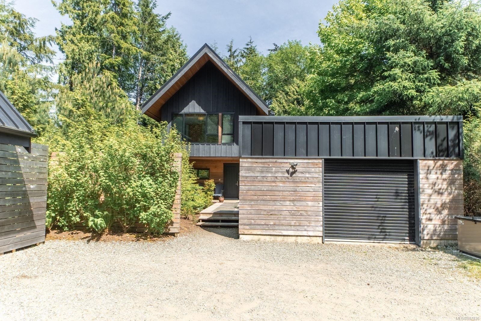 1156 Pacific Rim Hwy, Tofino, BC