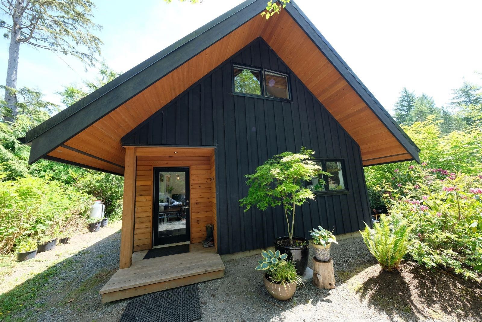 1156 Pacific Rim Hwy, Tofino, BC