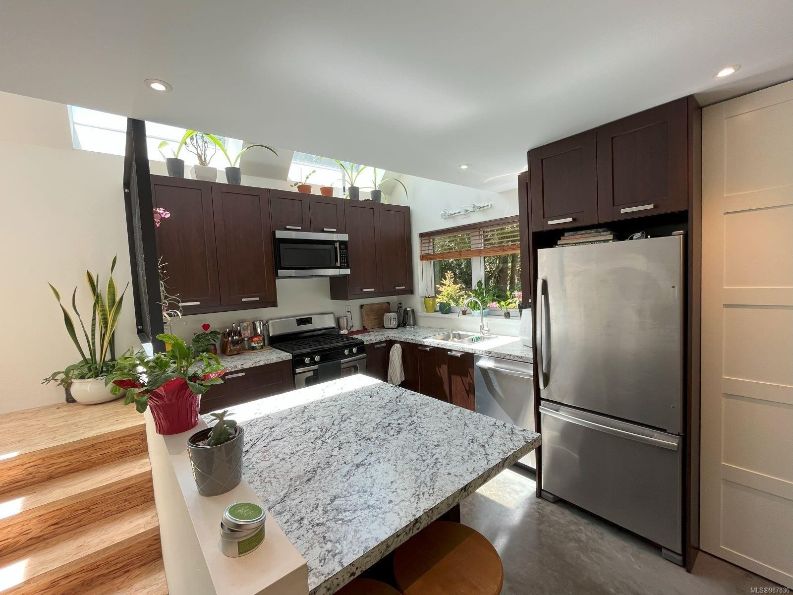 1156 Pacific Rim Hwy, Tofino, BC