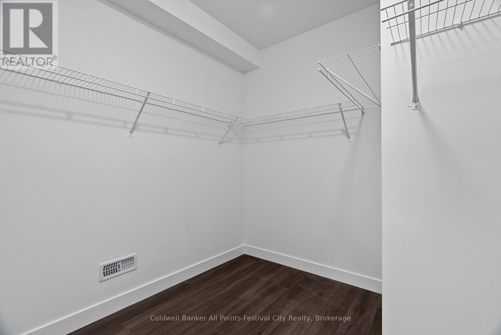 172 Park Street, Goderich (Goderich (Town)), ON - Indoor With Storage