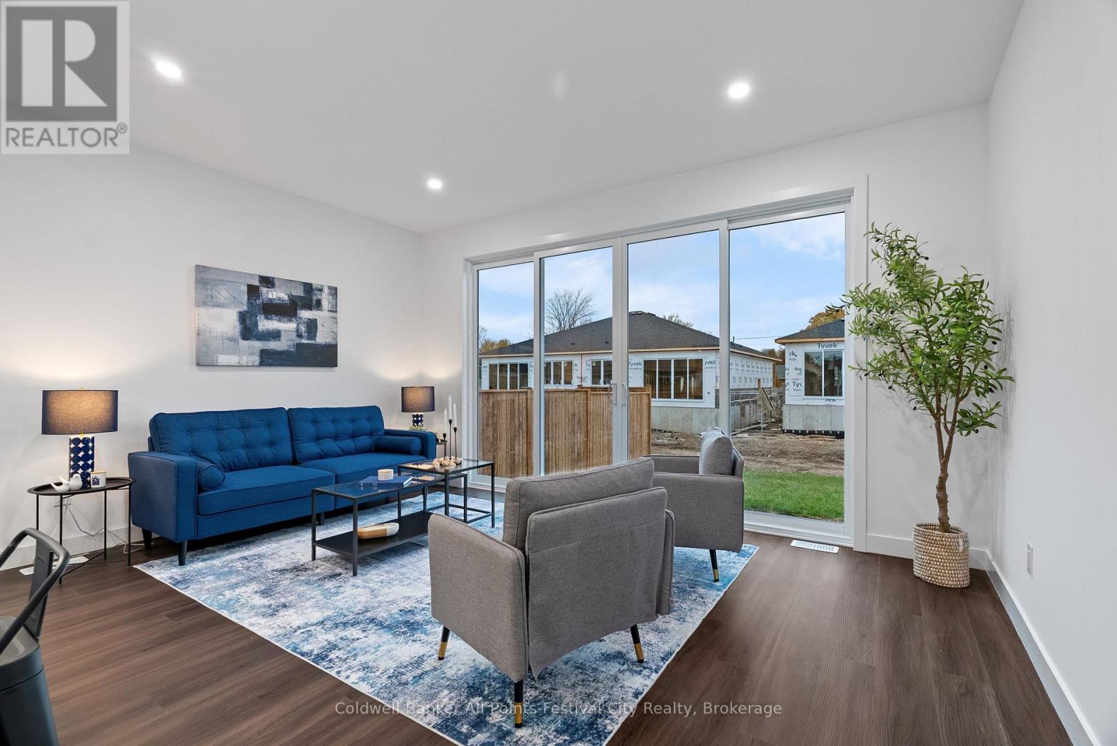 170 Park Street, Goderich (Goderich (Town)), ON - Indoor Photo Showing Living Room