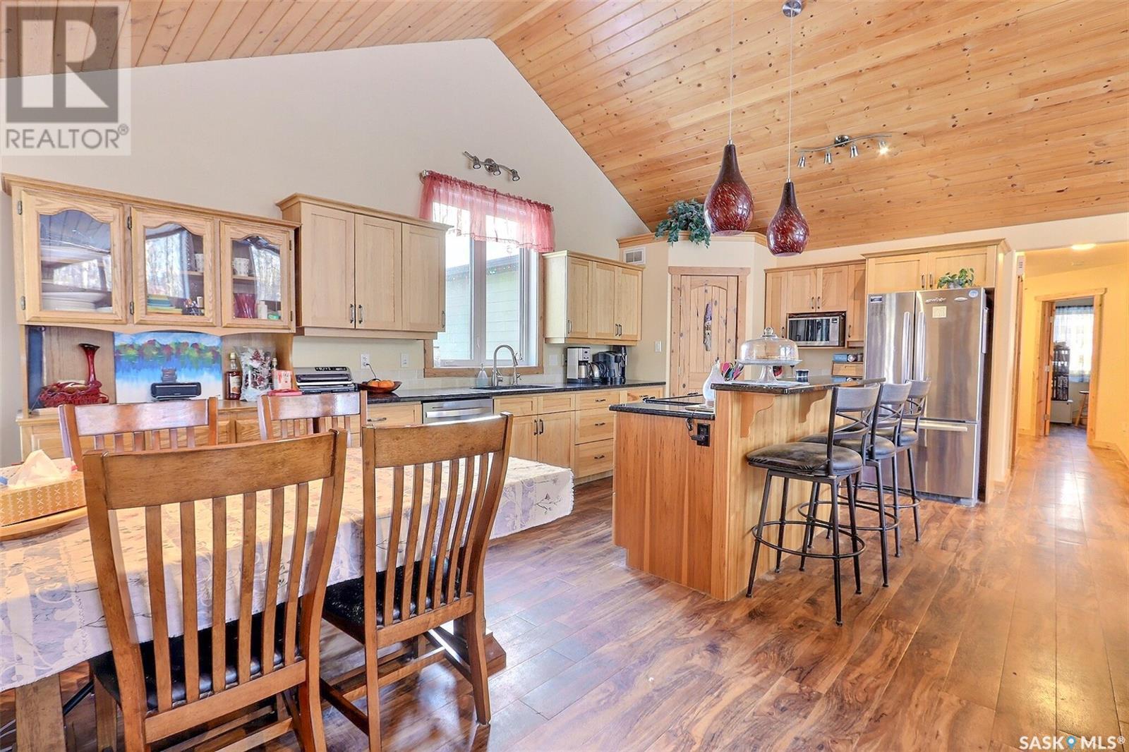 960 Boundary Road, Lakeland Rm No. 521, SK - Indoor