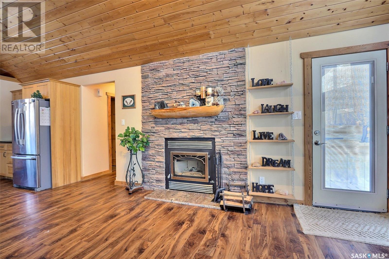 960 Boundary Road, Lakeland Rm No. 521, SK - Indoor Photo Showing Living Room With Fireplace