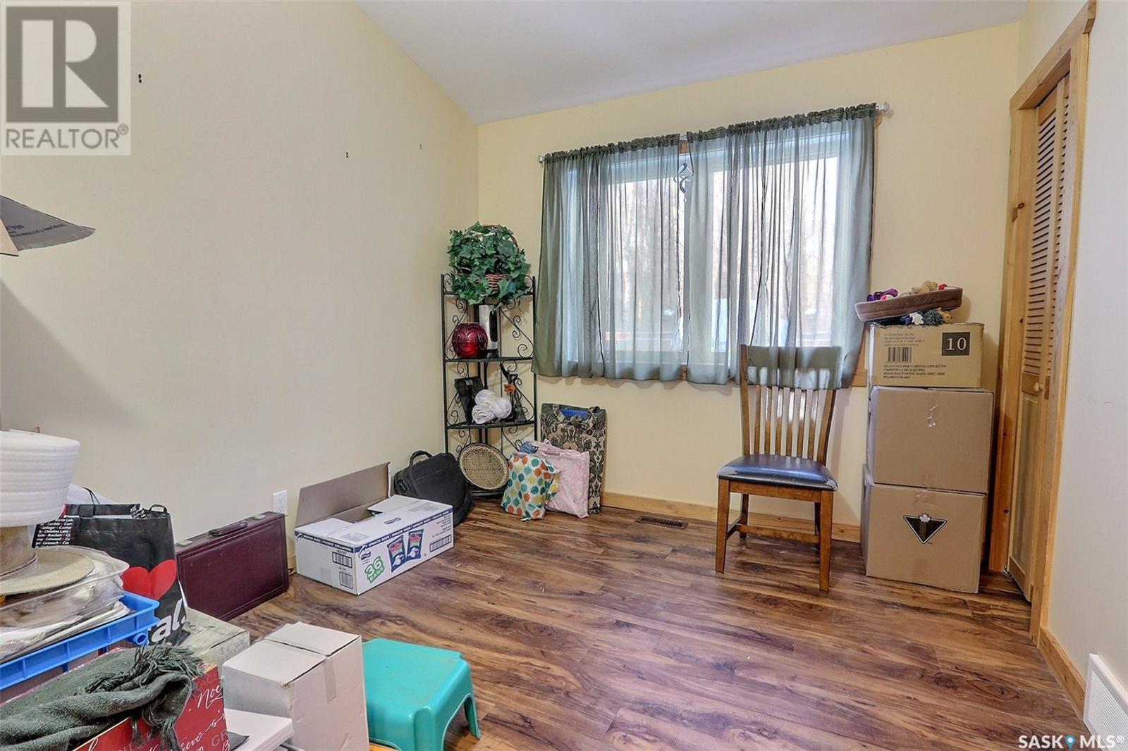 960 Boundary Road, Lakeland Rm No. 521, SK - Indoor