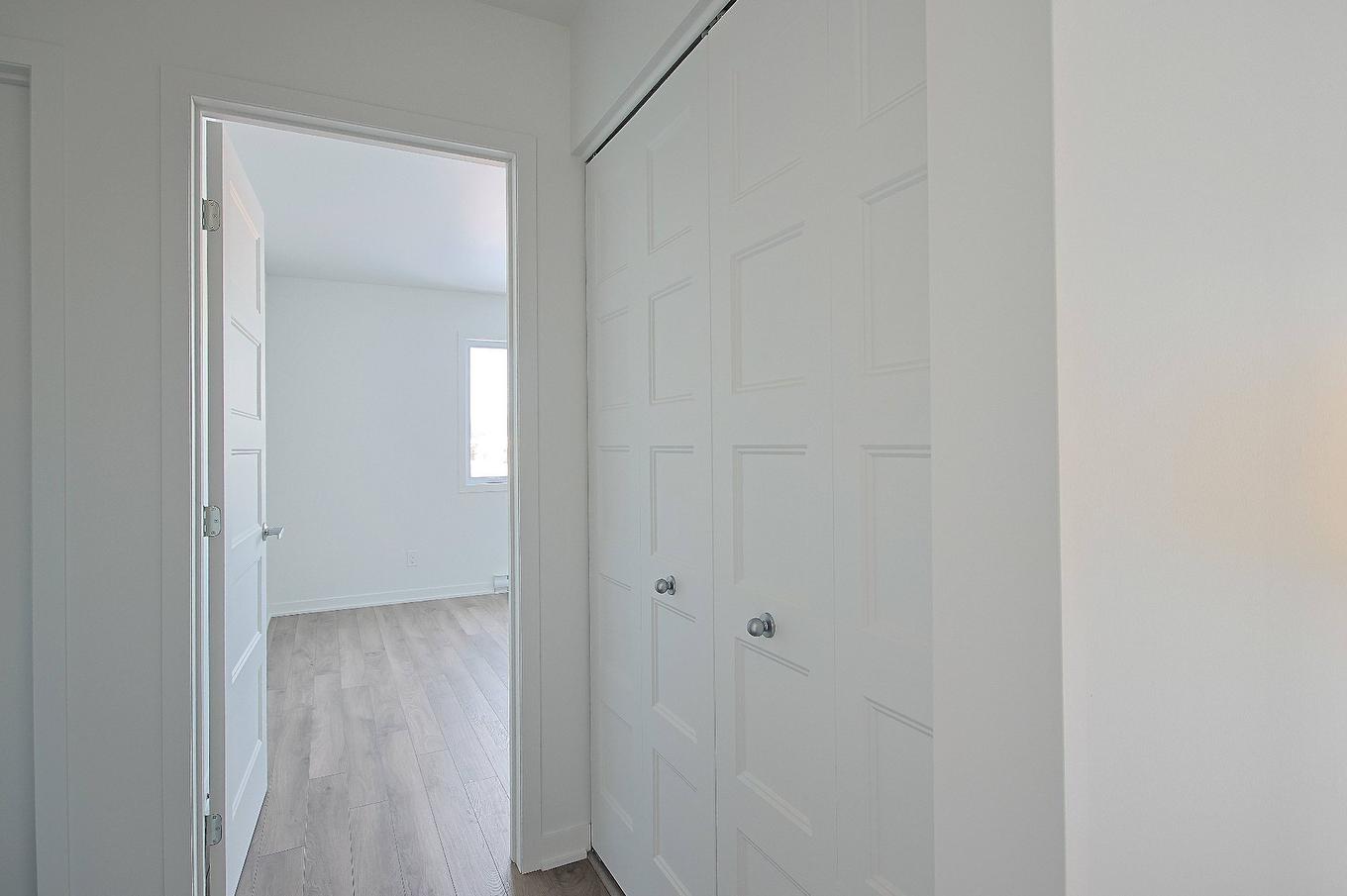Overall view - Rue Pierre-Dionne, Salaberry-De-Valleyfield, QC - Indoor Photo Showing Other Room