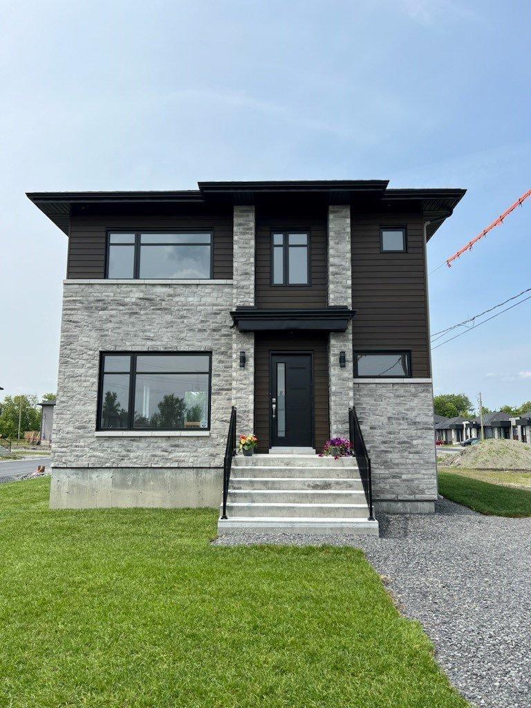 Frontage - Rue Pierre-Dionne, Salaberry-De-Valleyfield, QC - Outdoor