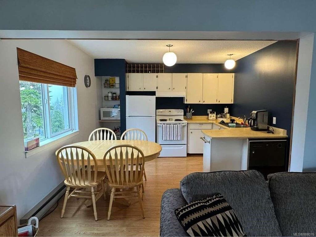 308-695 Castle Crag Cres, Courtenay, BC - Indoor