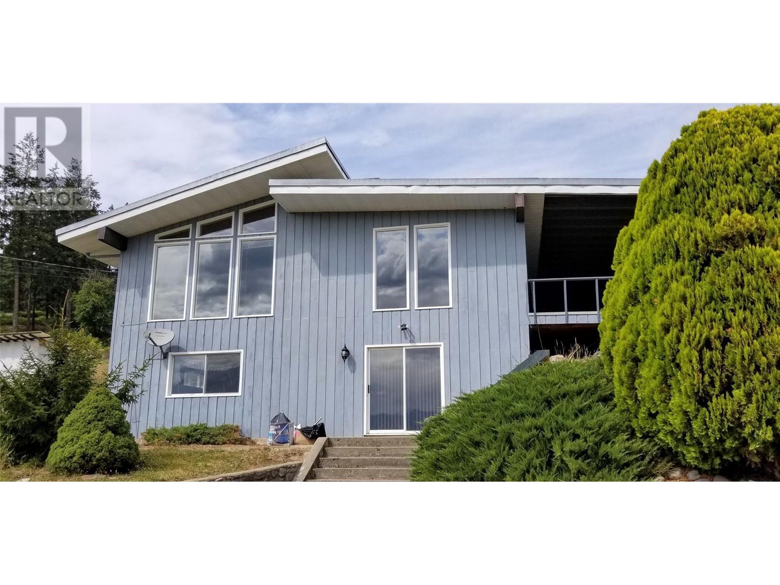 2918 Highway 3, Erickson, BC - Outdoor