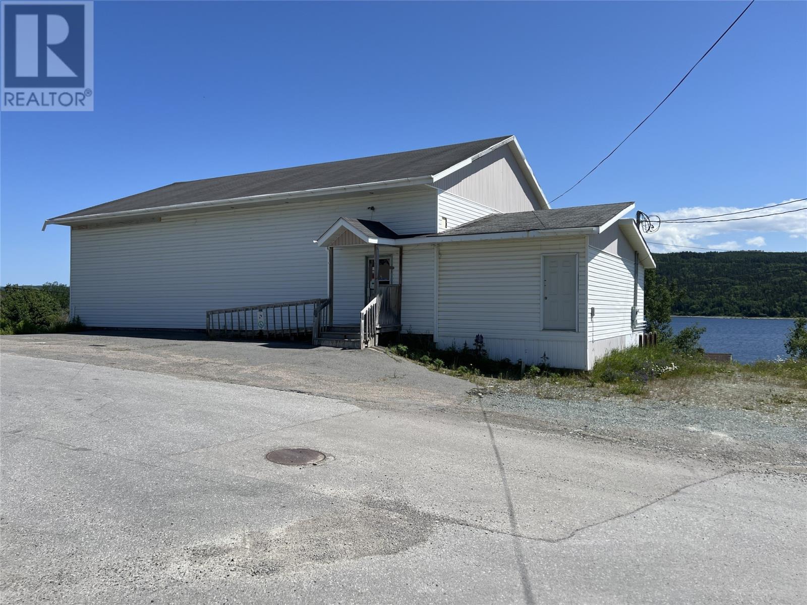 46-48 Main Street, Baie Verte, NL