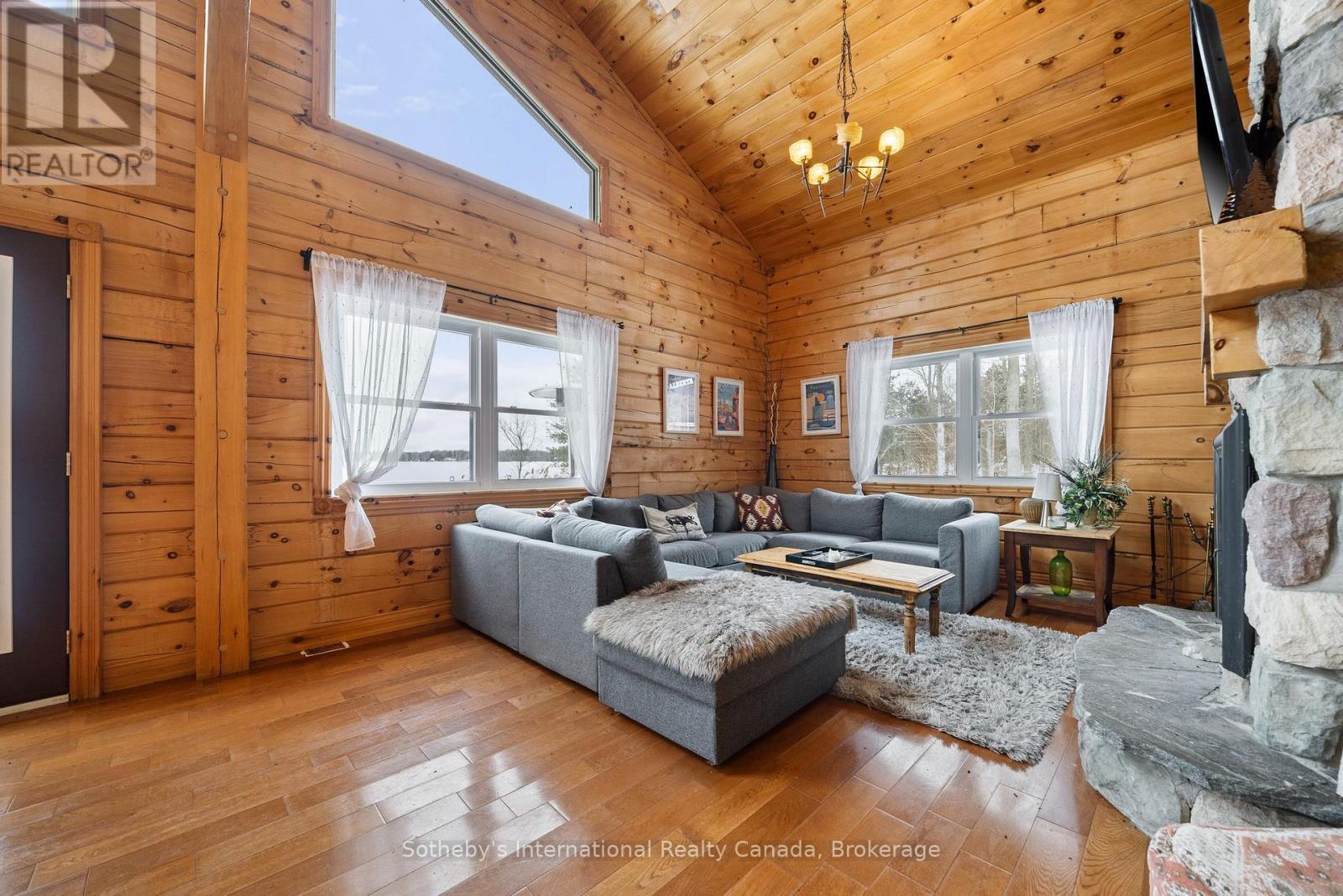 0 Nappan Island, Trent Hills, ON - Indoor Photo Showing Living Room