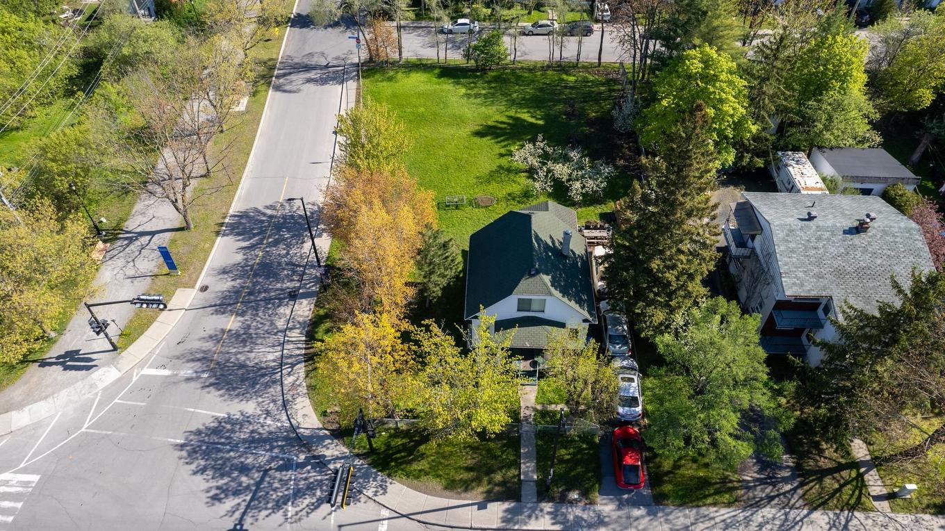 Aerial photo - 605 Rue Joliette, Longueuil (Le Vieux-Longueuil), QC - Outdoor With View