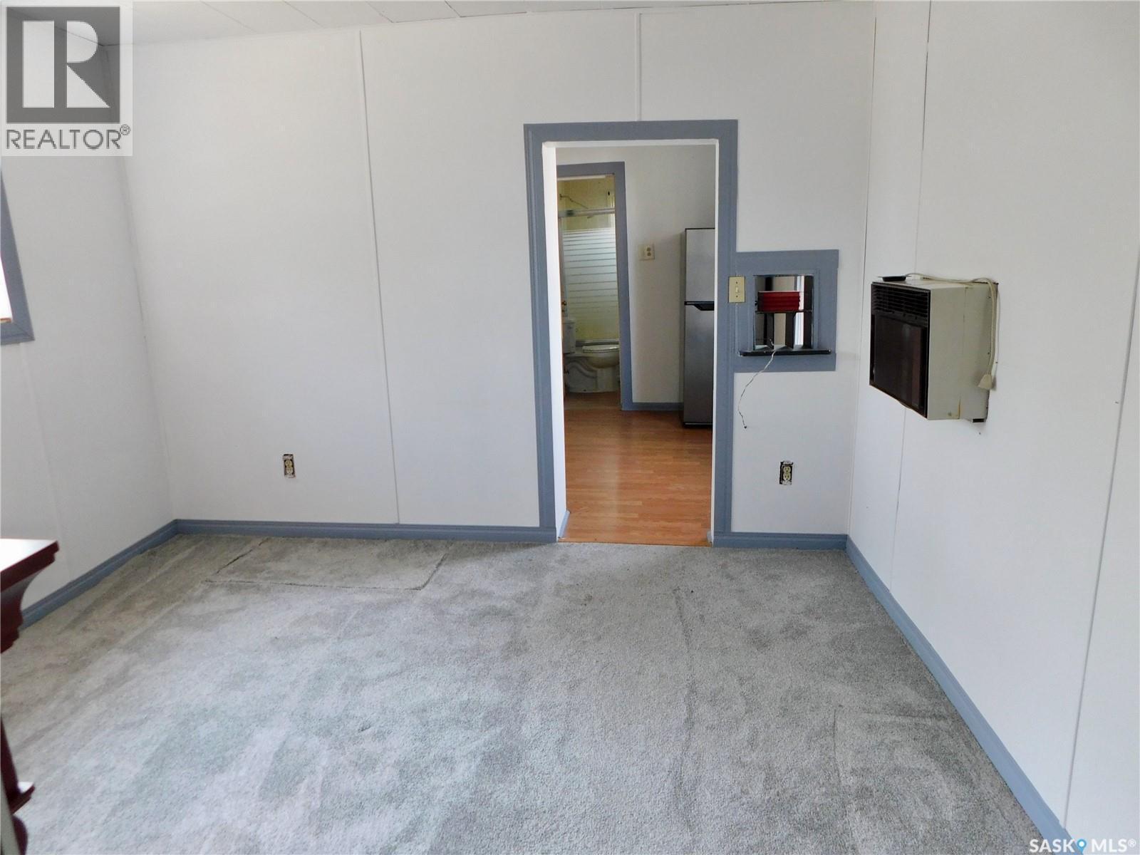 214 2Nd Street E, Lafleche, SK - Indoor Photo Showing Other Room