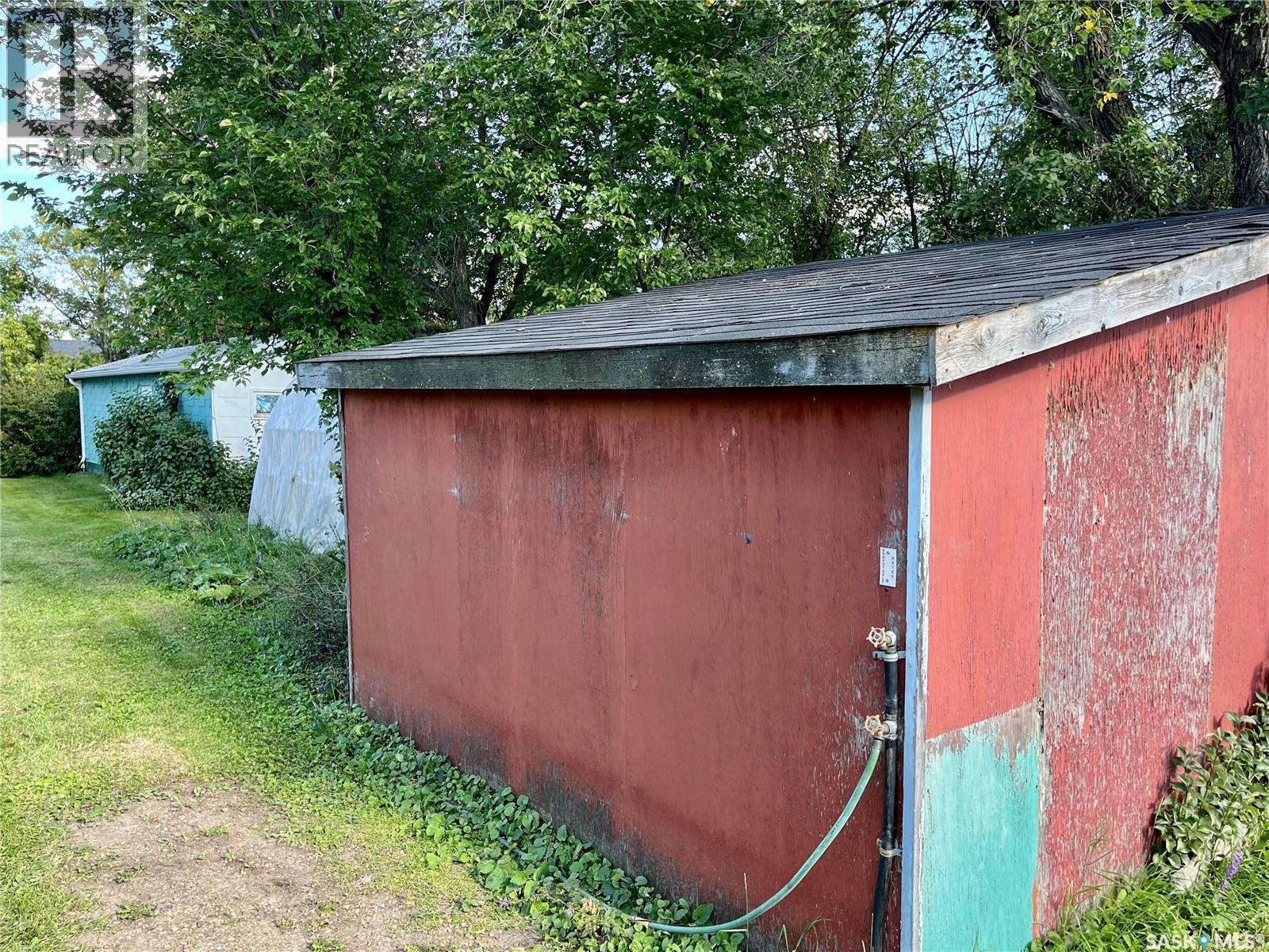 214 2Nd Street E, Lafleche, SK - Outdoor