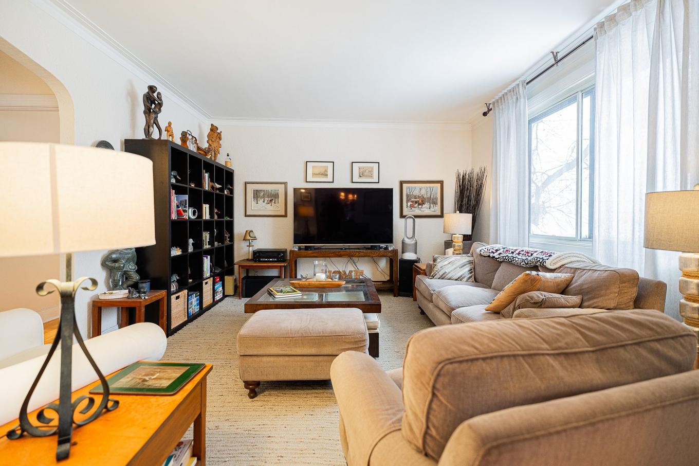 Living room - 4607 - 4609 Av. Coolbrook, Montréal (Côte-Des-Neiges/Notre-Dame-De-Grâce), QC - Indoor Photo Showing Living Room