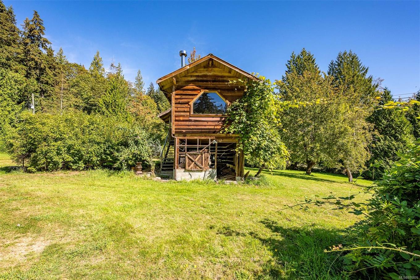 12683 Highway 101 Hwy, Powell River, BC