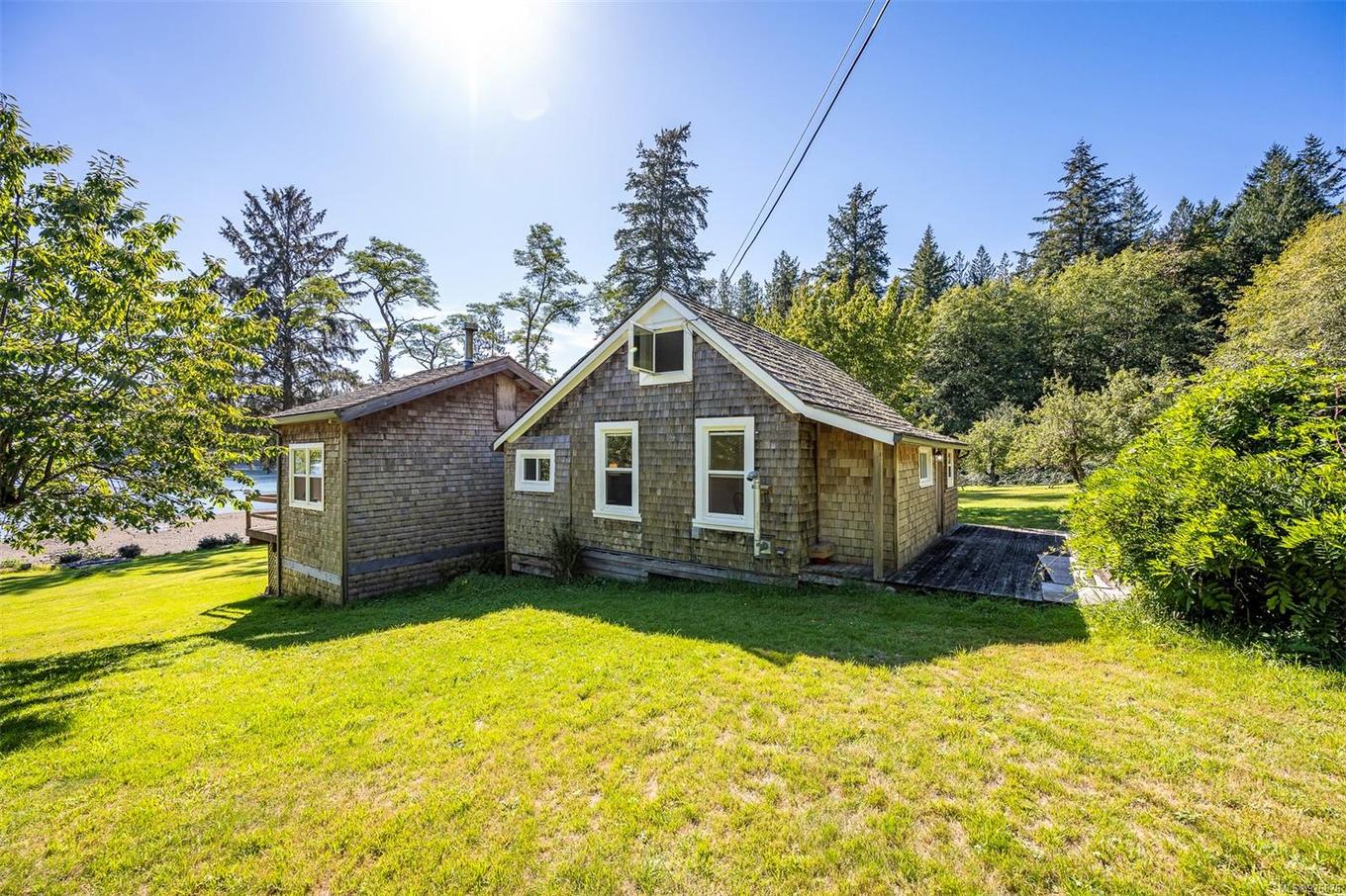 12683 Highway 101 Hwy, Powell River, BC