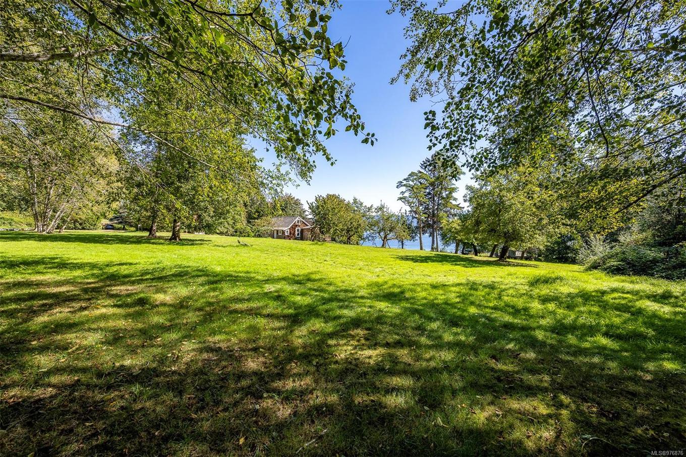 12683 Highway 101 Hwy, Powell River, BC