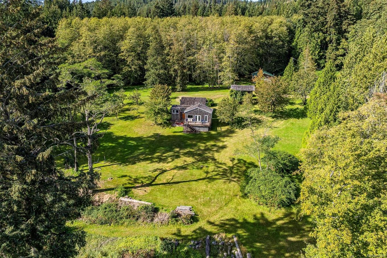 12683 Highway 101 Hwy, Powell River, BC