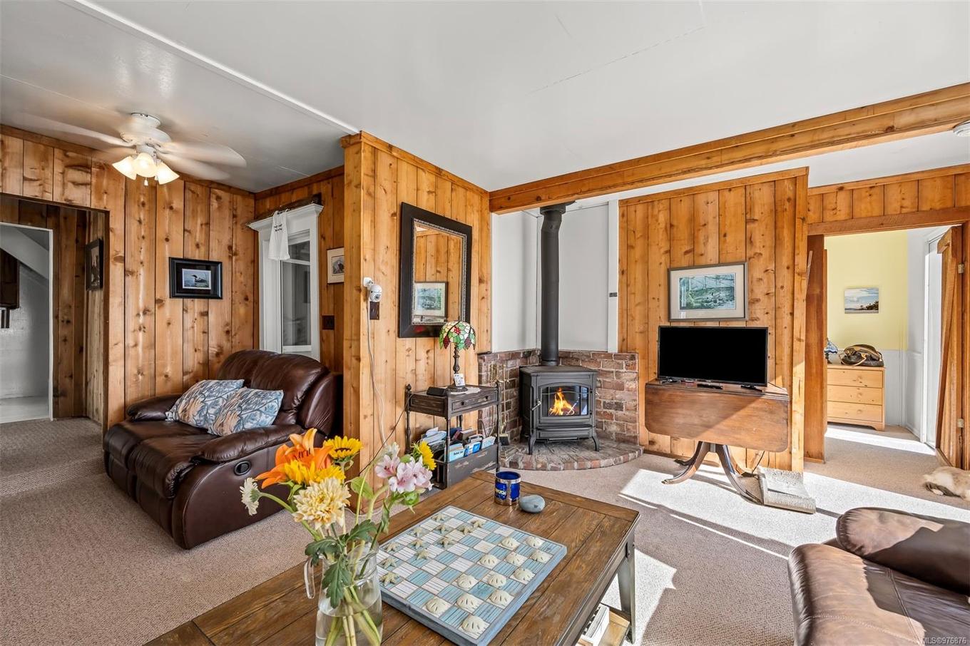 12683 Highway 101 Hwy, Powell River, BC