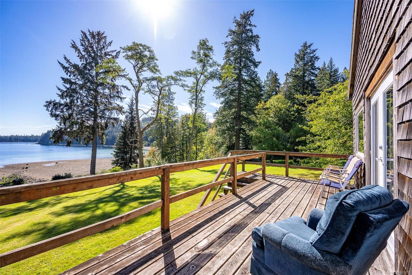 12683 Highway 101 Hwy, Powell River, BC