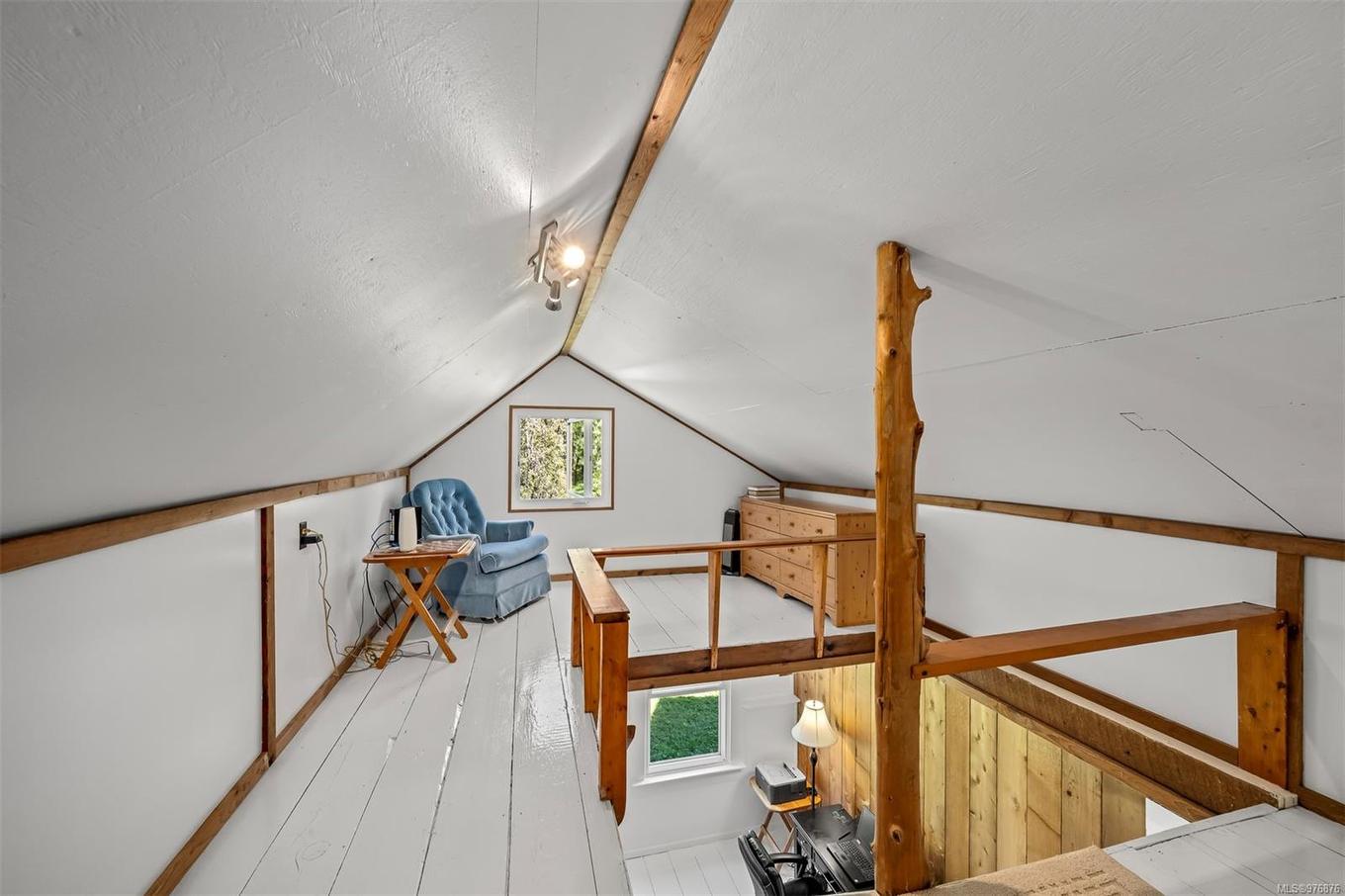 12683 Highway 101 Hwy, Powell River, BC