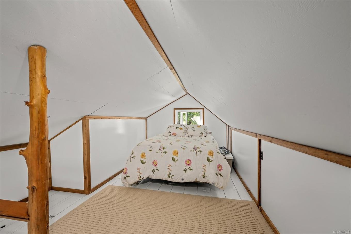 12683 Highway 101 Hwy, Powell River, BC