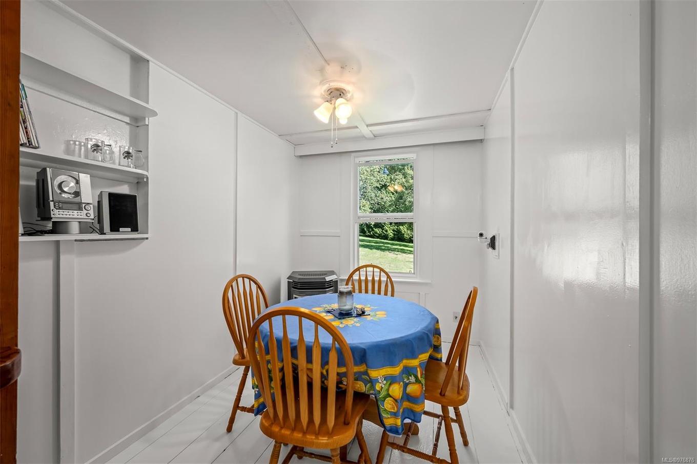 12683 Highway 101 Hwy, Powell River, BC