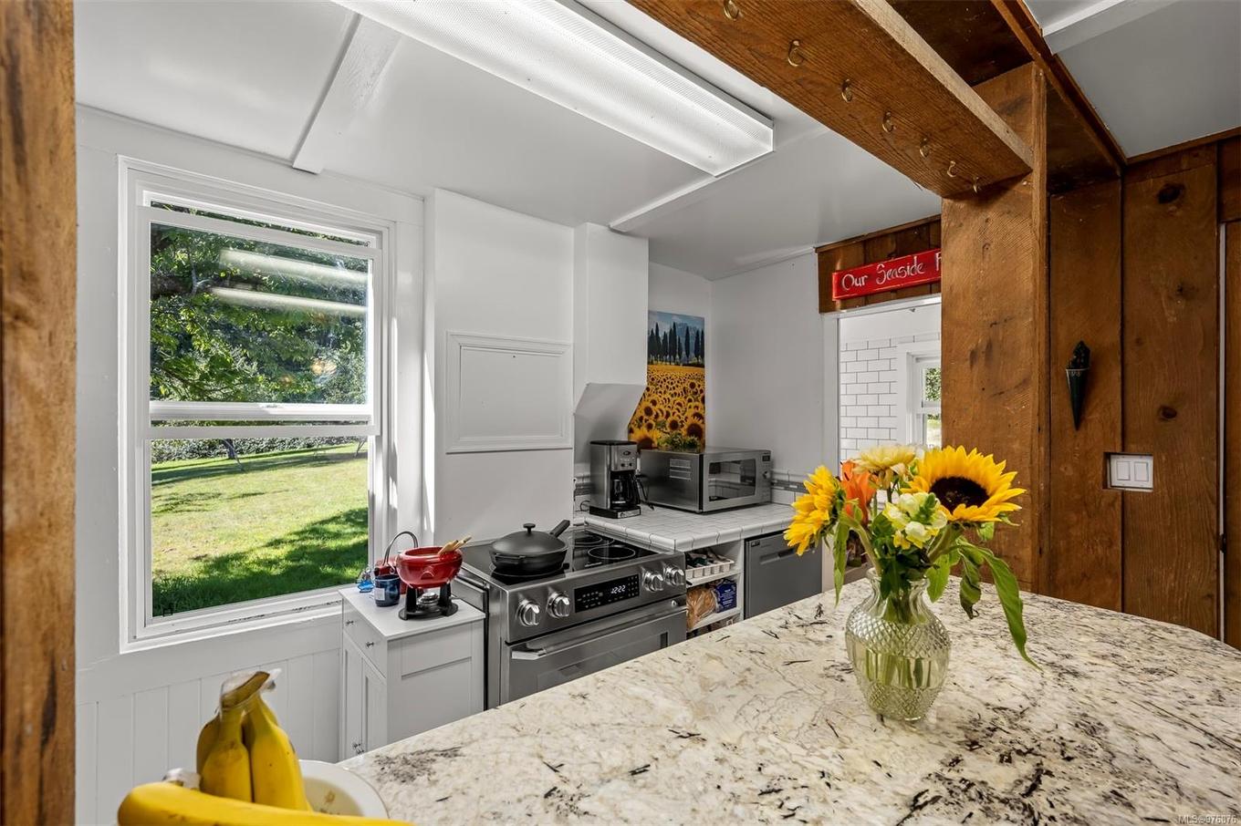 12683 Highway 101 Hwy, Powell River, BC