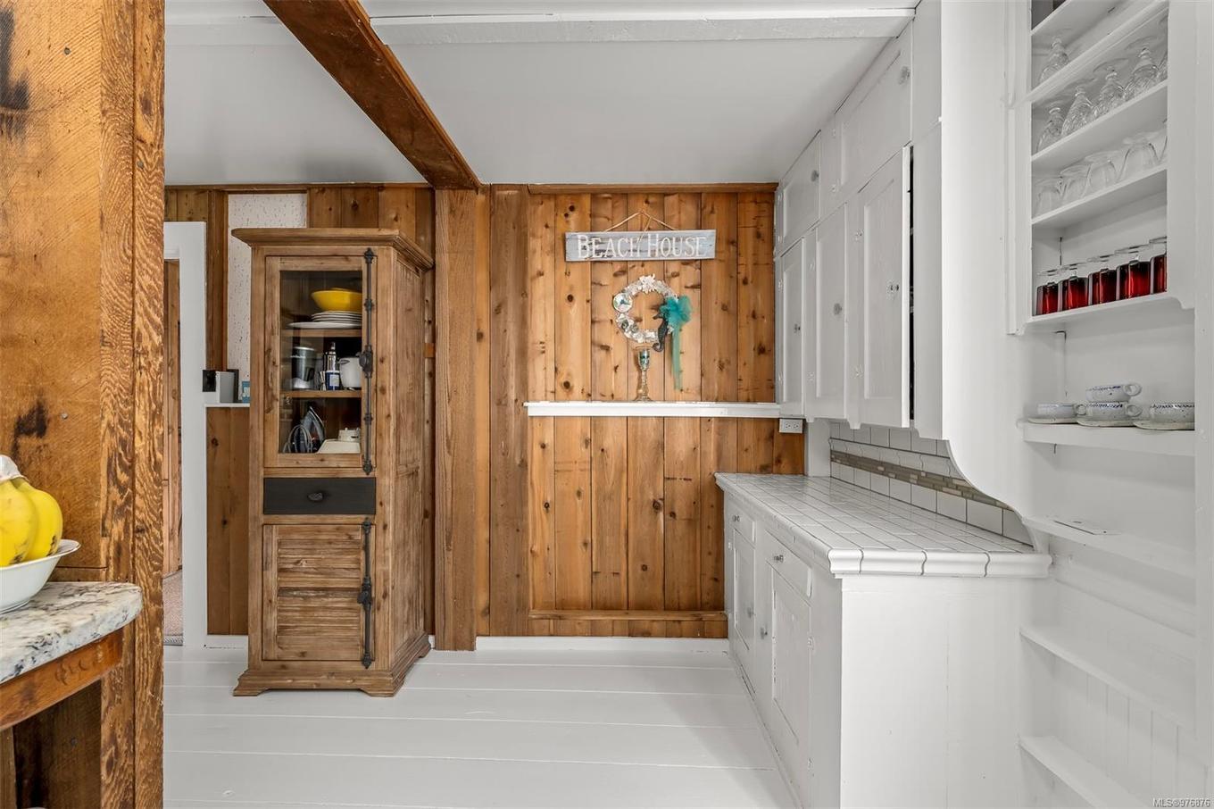 12683 Highway 101 Hwy, Powell River, BC