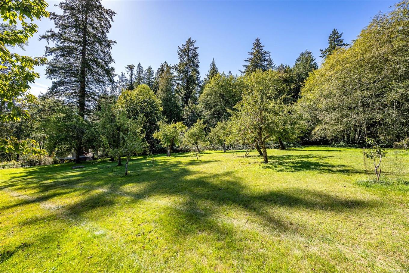 12683 Highway 101 Hwy, Powell River, BC